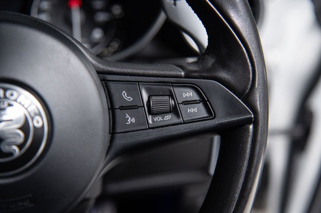 Used Alfa Romeo Giulia 2018 for sale - 76178404: Photo 25