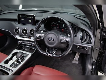 Used Kia Stinger 2019 for sale - 75573814: Photo