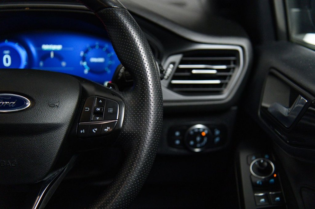 Used Ford Focus 2022 for sale - 77038454: Photo 16