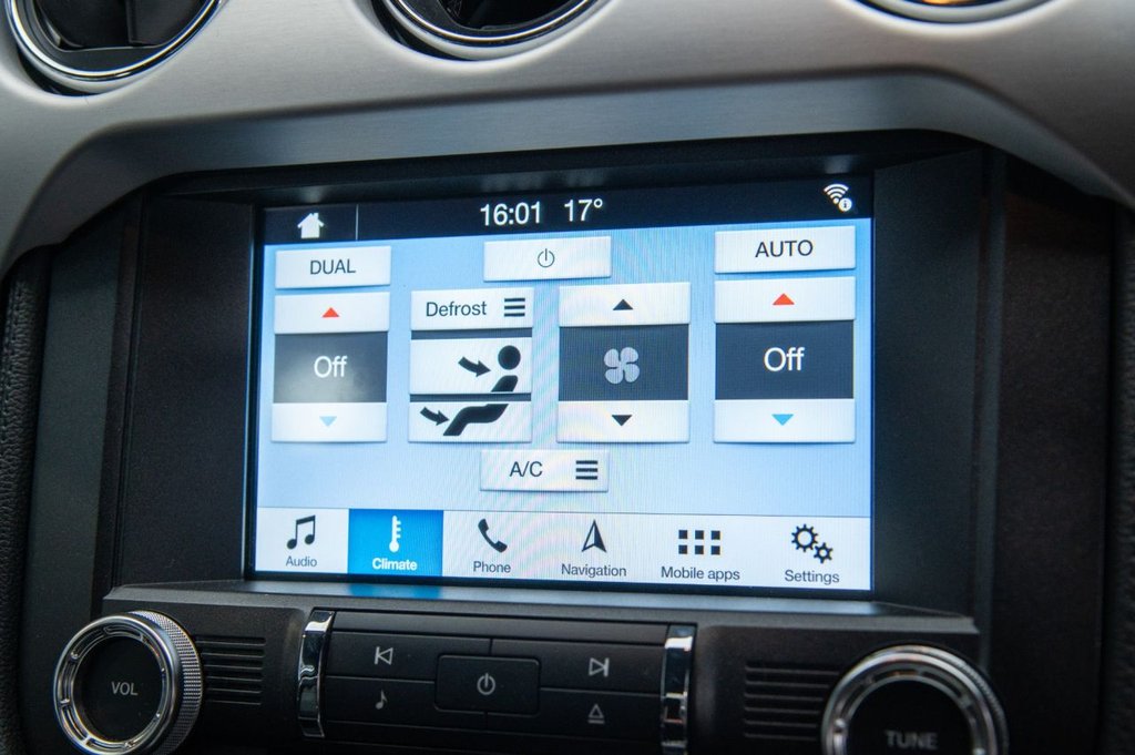 Used Ford Mustang 2018 for sale - 75896193: Photo 40