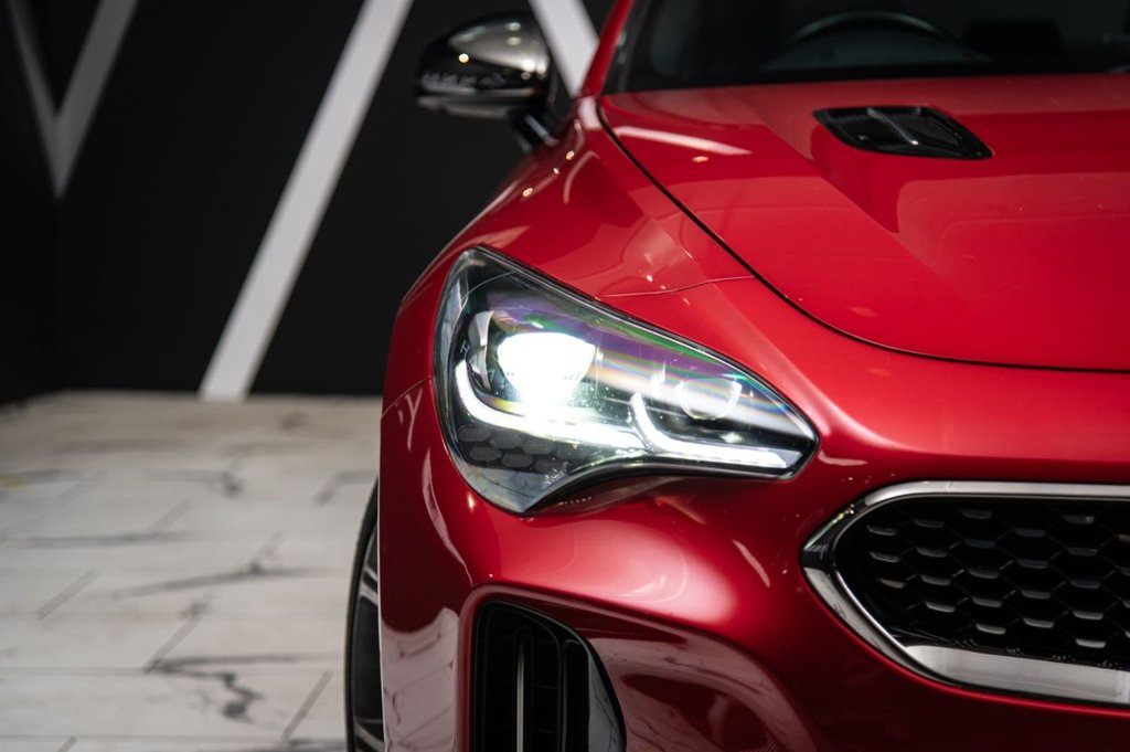 Used Kia Stinger 2019 for sale - 76356860: Photo 12