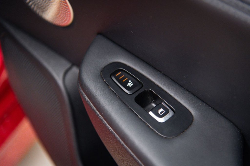 Used Kia Stinger 2019 for sale - 76356860: Photo 18