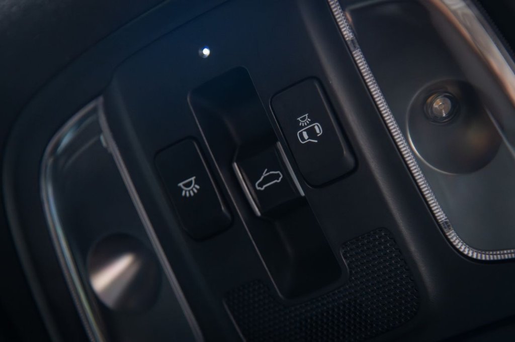 Used Kia Stinger 2019 for sale - 76356860: Photo 19