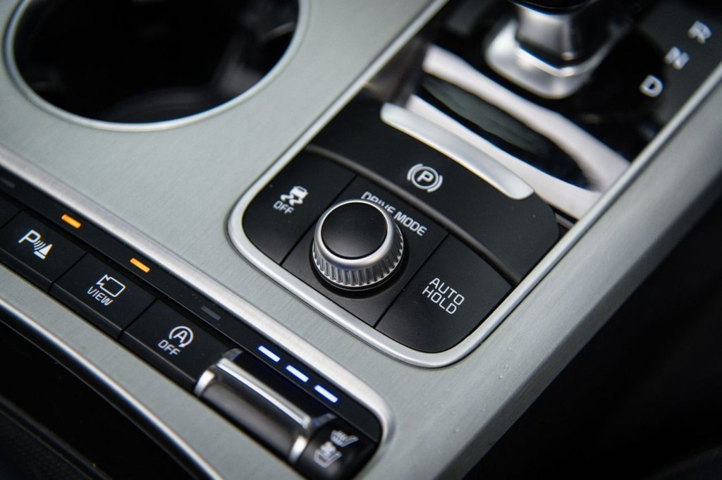 Used Kia Stinger 2019 for sale - 76356860: Photo 25