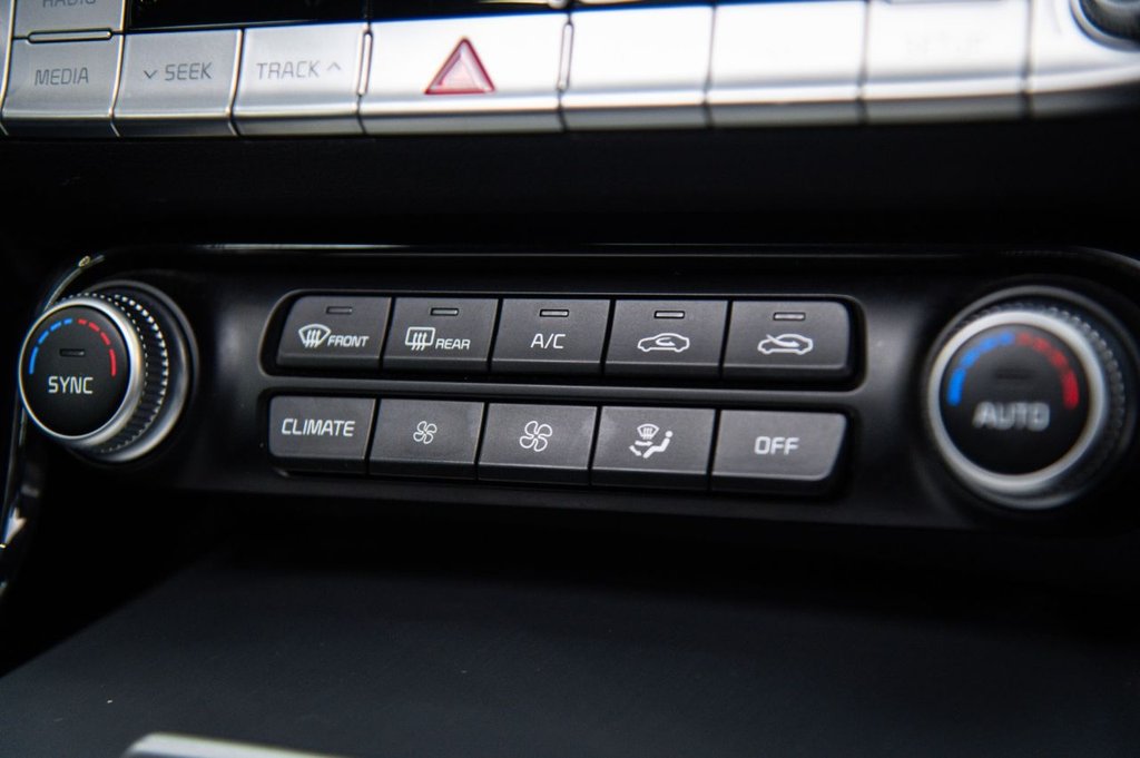 Used Kia Stinger 2019 for sale - 76356860: Photo 27