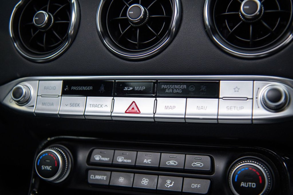 Used Kia Stinger 2019 for sale - 76356860: Photo 29