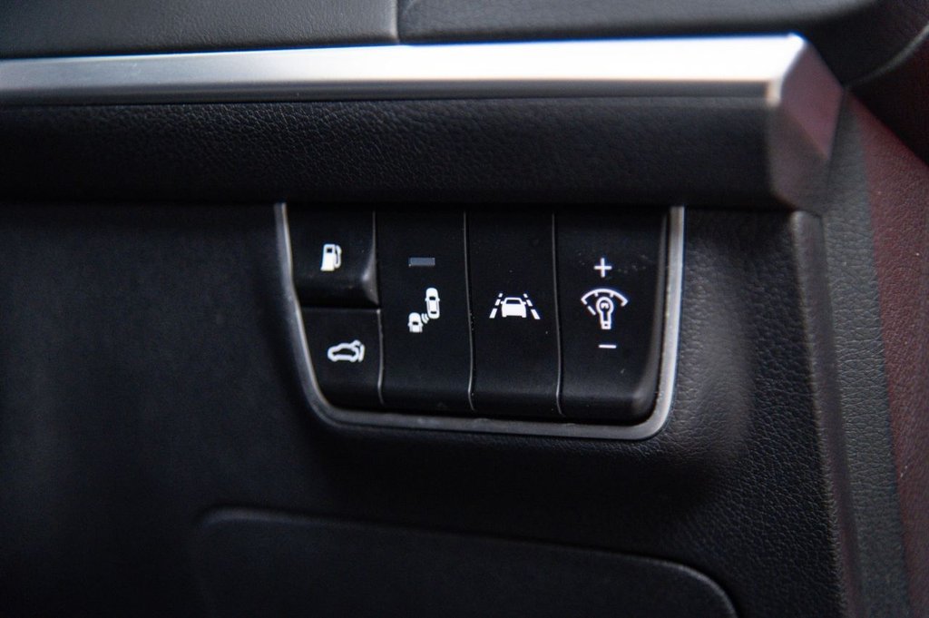 Used Kia Stinger 2019 for sale - 76356860: Photo 37