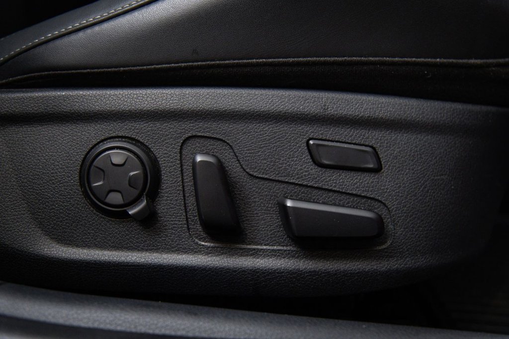 Used Kia Stinger 2019 for sale - 76356860: Photo 38