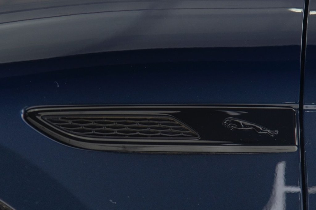 Used Jaguar F-Pace 2023 for sale - 76698660: Photo 25