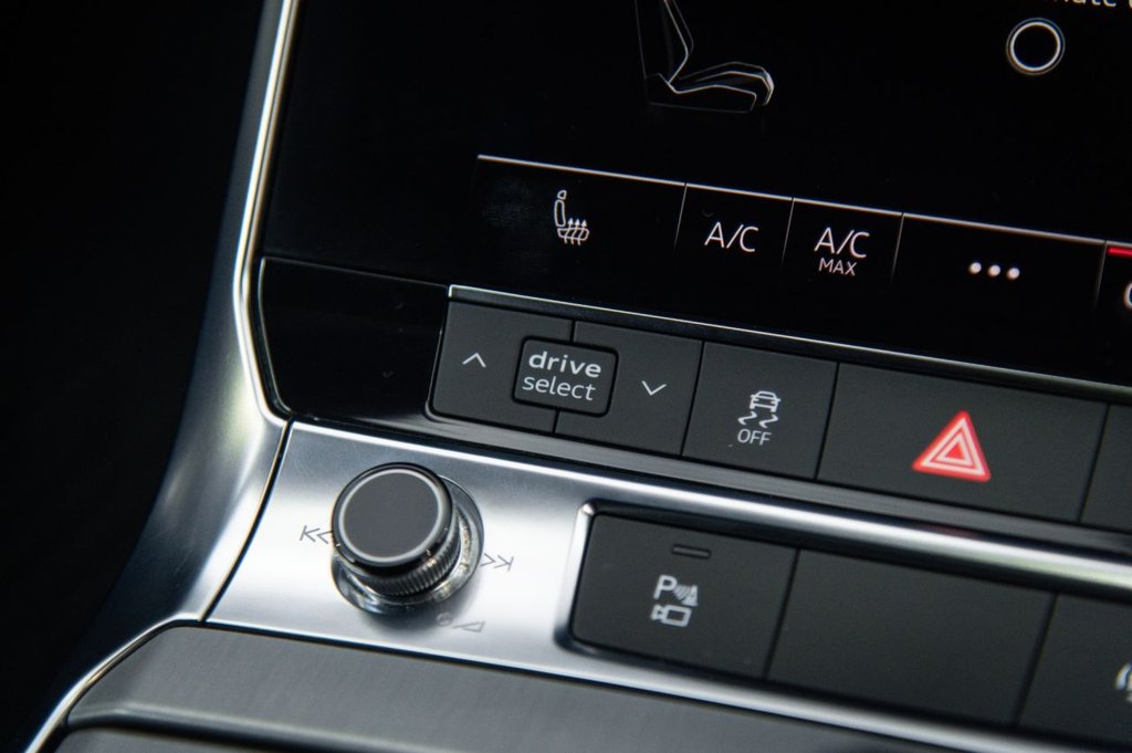 Used Audi A6 Avant 2020 for sale - 76496355: Photo 32