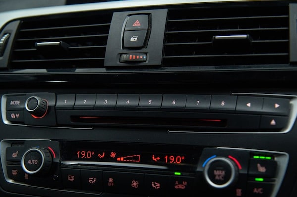 Used BMW 3 Series 2012 for sale - 76023809: Photo 25