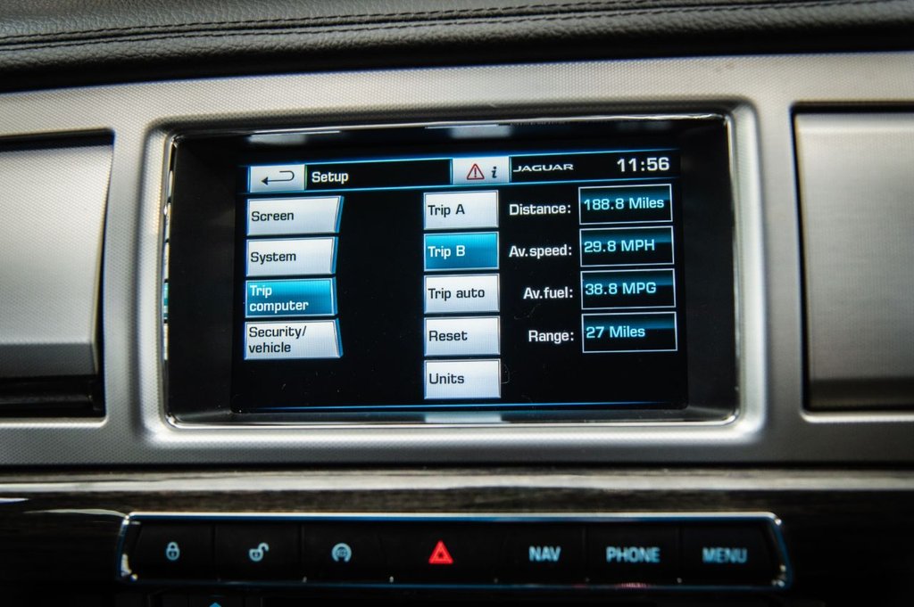 Used Jaguar XF 2015 for sale - 77708935: Photo 11