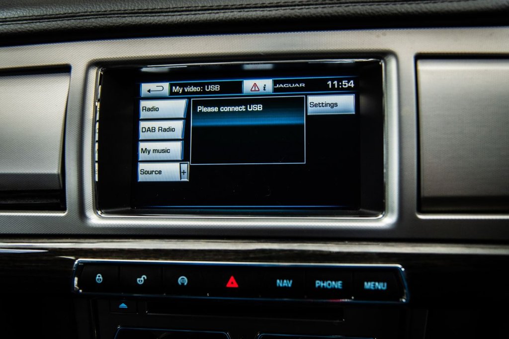 Used Jaguar XF 2015 for sale - 77708935: Photo 13