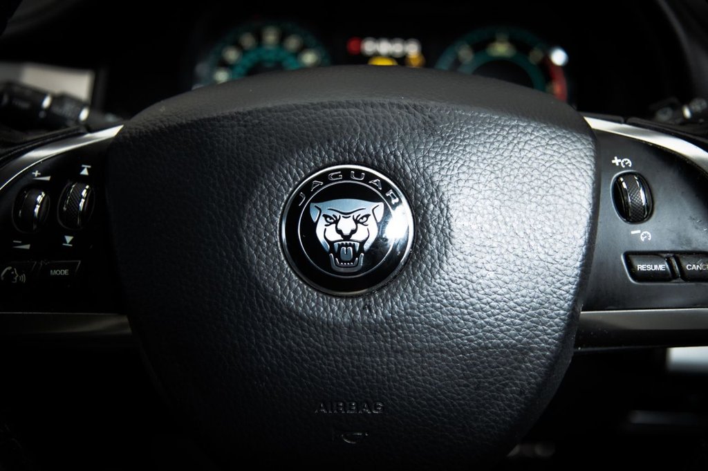 Used Jaguar XF 2015 for sale - 77708935: Photo 24