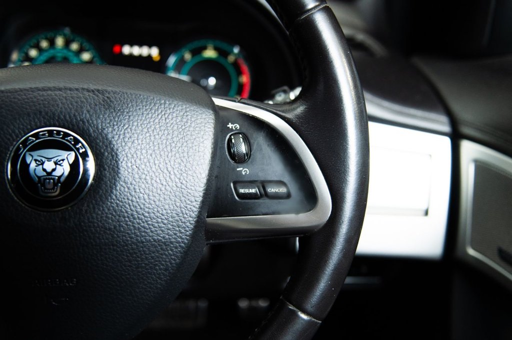 Used Jaguar XF 2015 for sale - 77708935: Photo 25