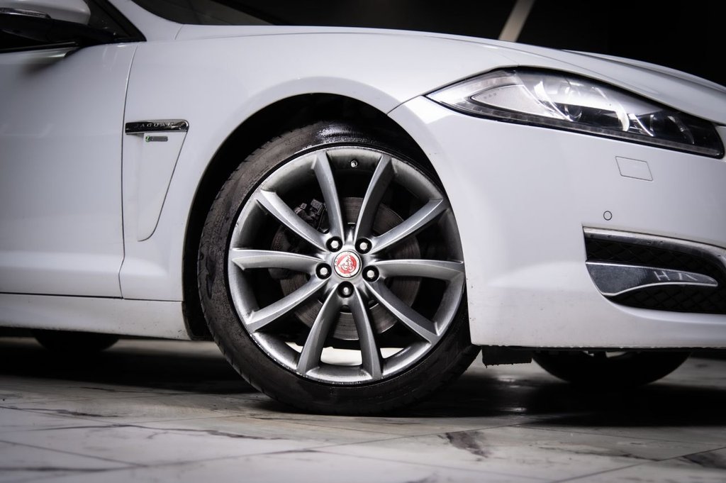 Used Jaguar XF 2015 for sale - 77708935: Photo 36