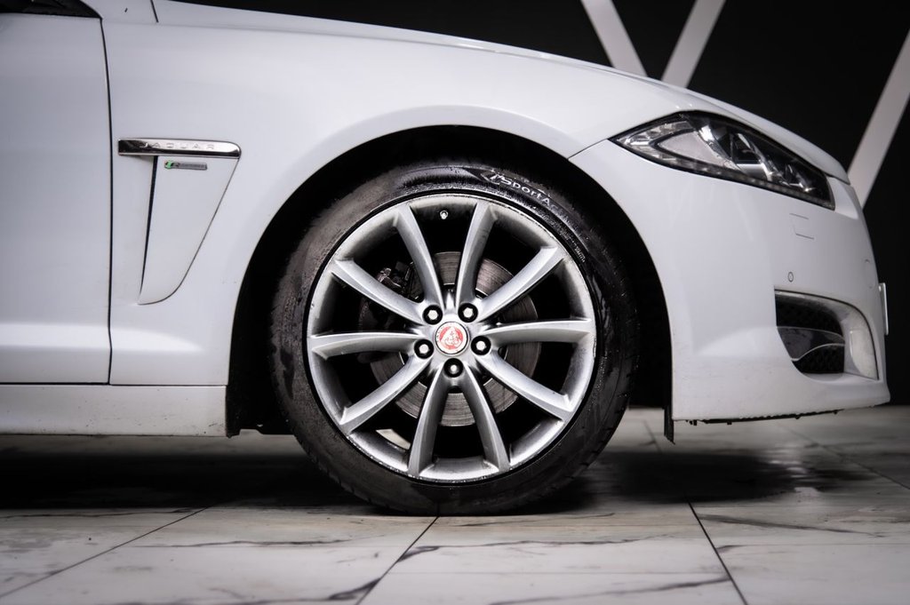 Used Jaguar XF 2015 for sale - 77708935: Photo 40