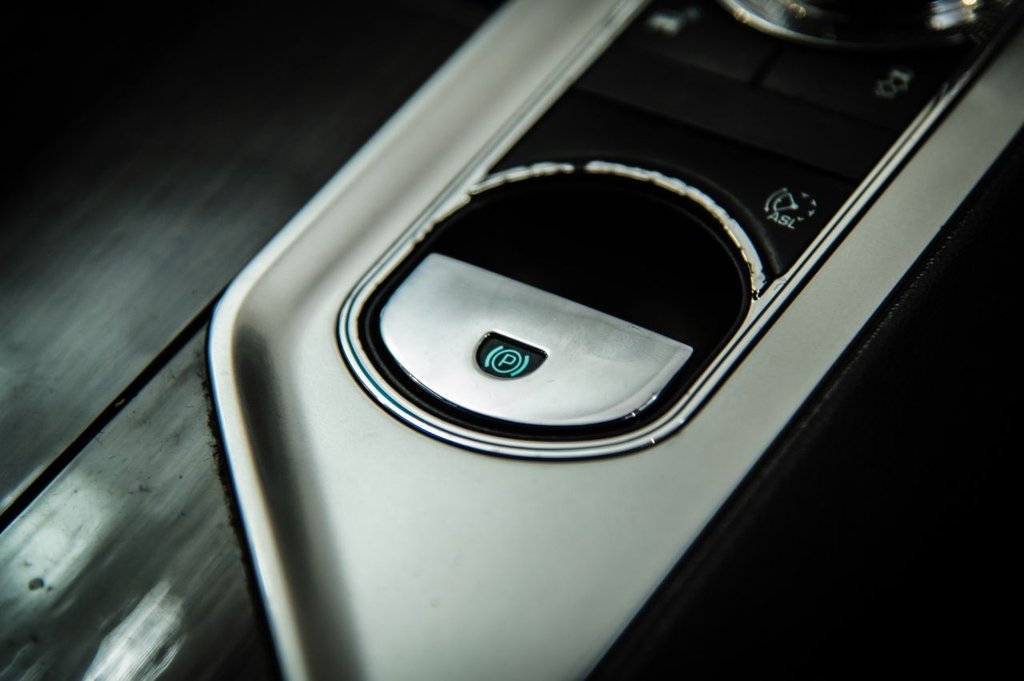 Used Jaguar XF 2015 for sale - 77708935: Photo 48