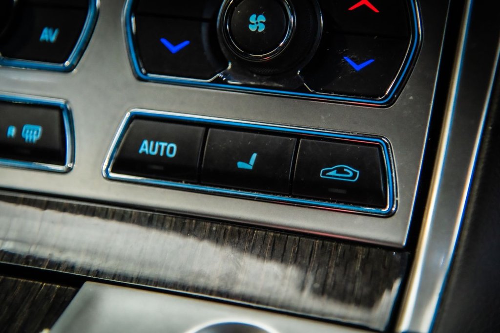 Used Jaguar XF 2015 for sale - 77708935: Photo 49