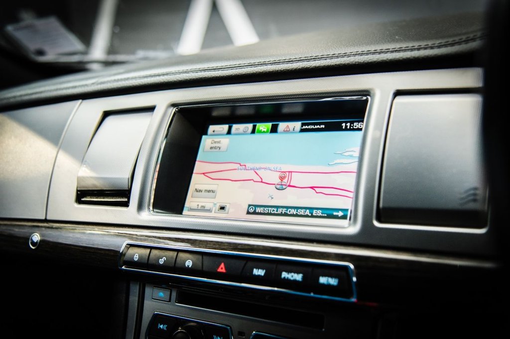 Used Jaguar XF 2015 for sale - 77708935: Photo 8