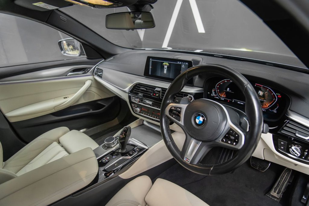 Used BMW 5 Series 2019 for sale - 76604855: Photo 2