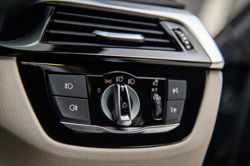 Used BMW 5 Series 2019 for sale - 76604855: Photo 21