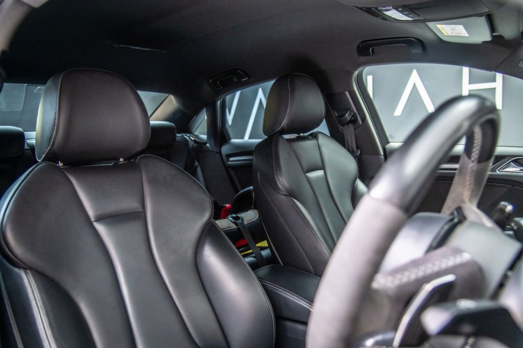 Used Audi RS3 2018 for sale - 77672748: Photo 15