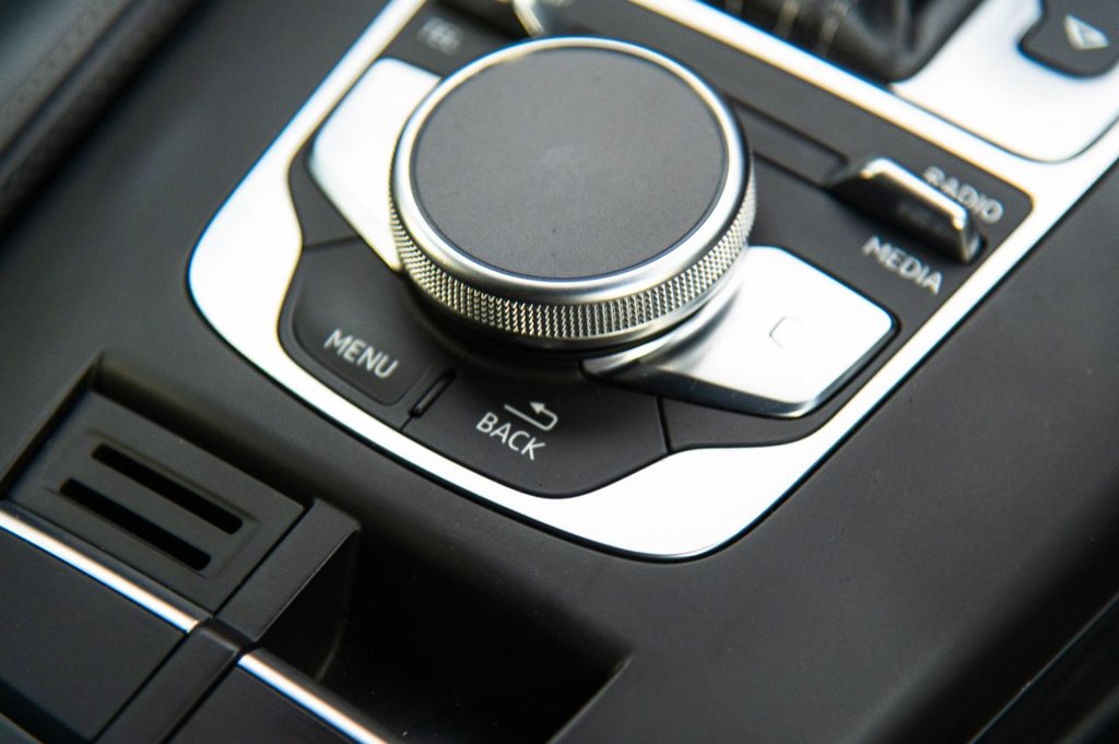 Used Audi RS3 2018 for sale - 77672748: Photo 19