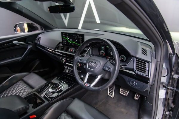 Used Audi Q5 2023 for sale - 75242708: Photo 2