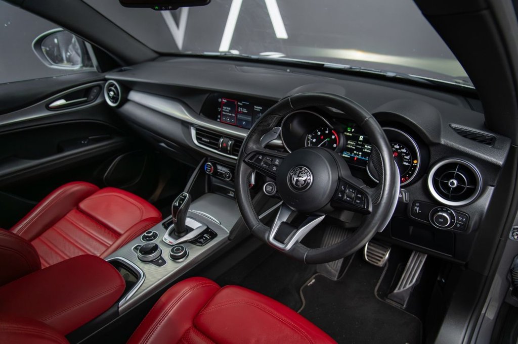 Used Alfa Romeo Stelvio 2022 for sale - 76430410: Photo 2