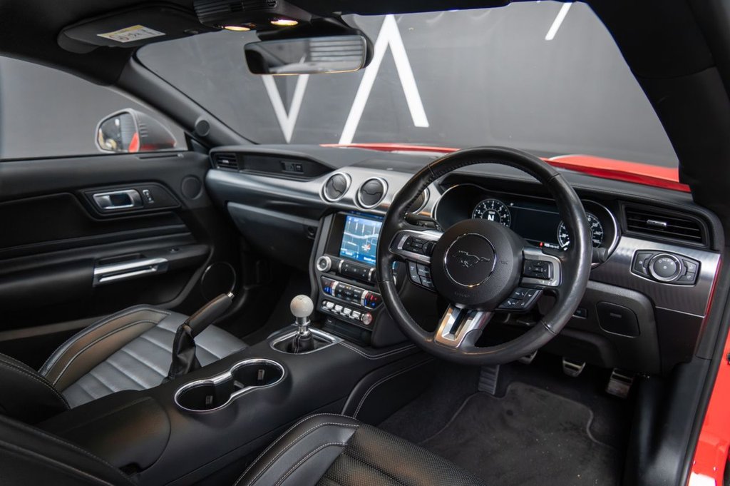 Used Ford Mustang 2021 for sale - 76617459: Photo 2