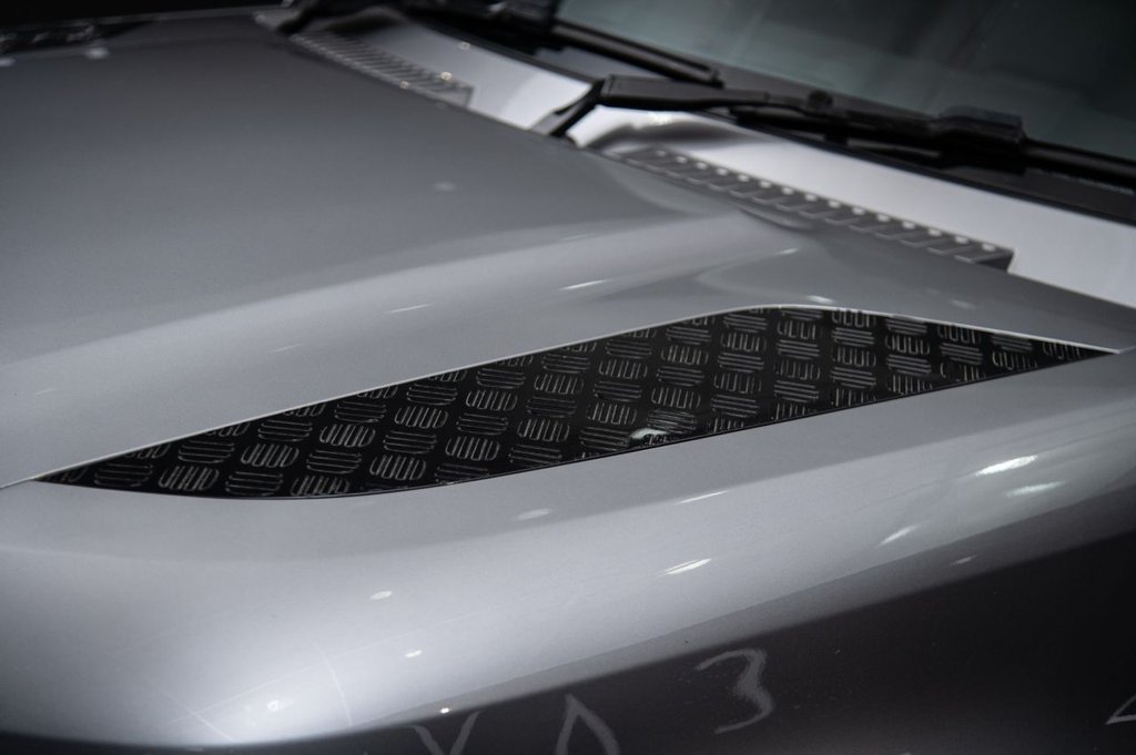 Used Land Rover Defender 2024 for sale - 76582818: Photo 13