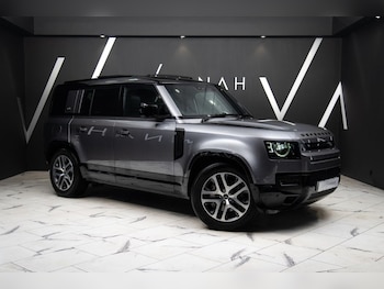 Used Land Rover Defender 2024 for sale - 76582818: Photo