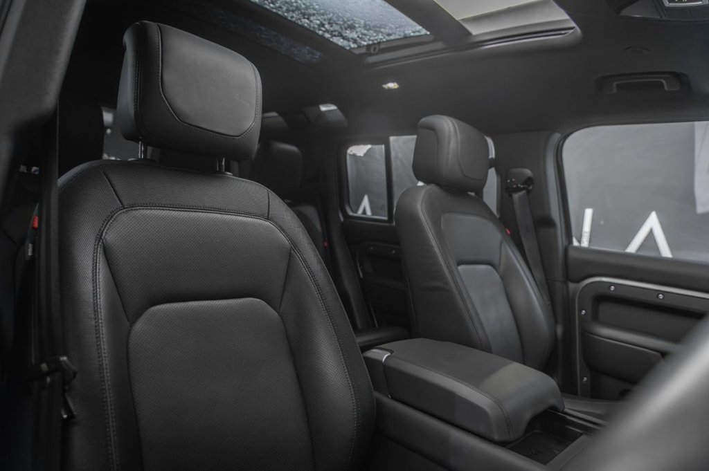 Used Land Rover Defender 2024 for sale - 76582818: Photo 23