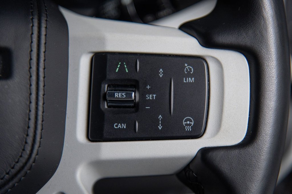 Used Land Rover Defender 2024 for sale - 76582818: Photo 26