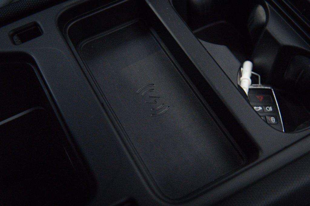 Used Land Rover Defender 2024 for sale - 76582818: Photo 42