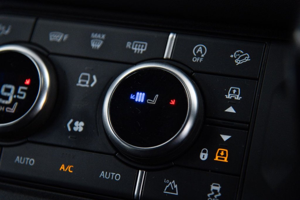 Used Land Rover Defender 2024 for sale - 76582818: Photo 45