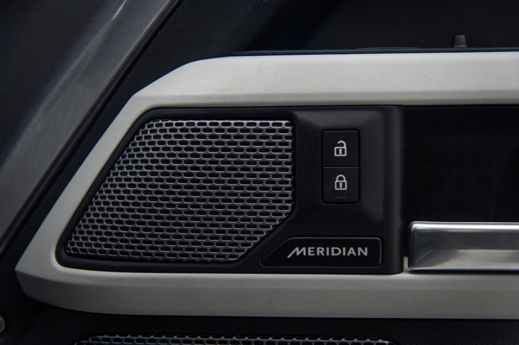 Used Land Rover Defender 2024 for sale - 76582818: Photo 50