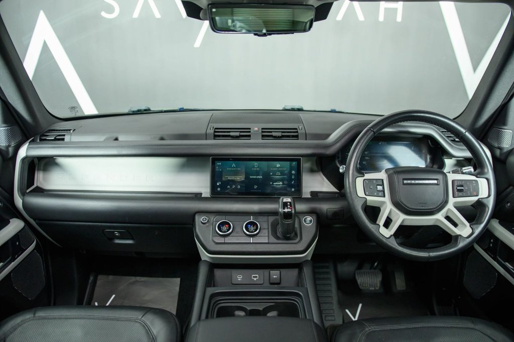 Used Land Rover Defender 2020 for sale - 77672750: Photo 2