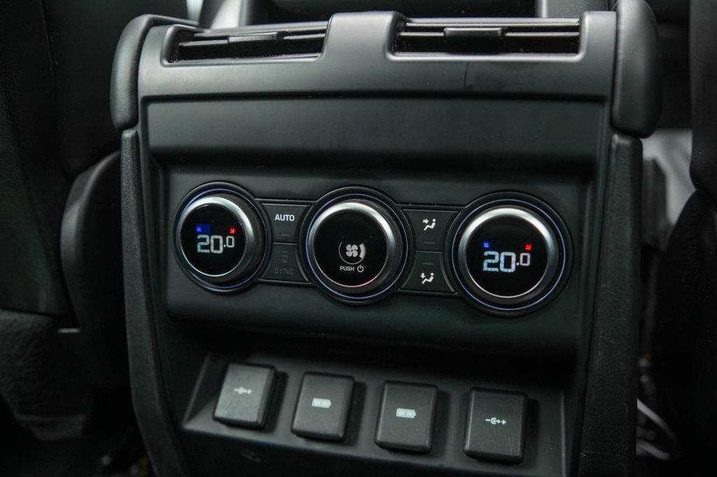 Used Land Rover Defender 2020 for sale - 77672750: Photo 20
