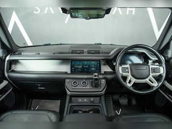 Used Land Rover Defender 2020 for sale - 77672750: Photo