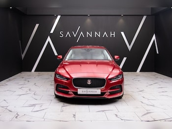 Used Jaguar XE 2020 for sale - 75320505: Photo