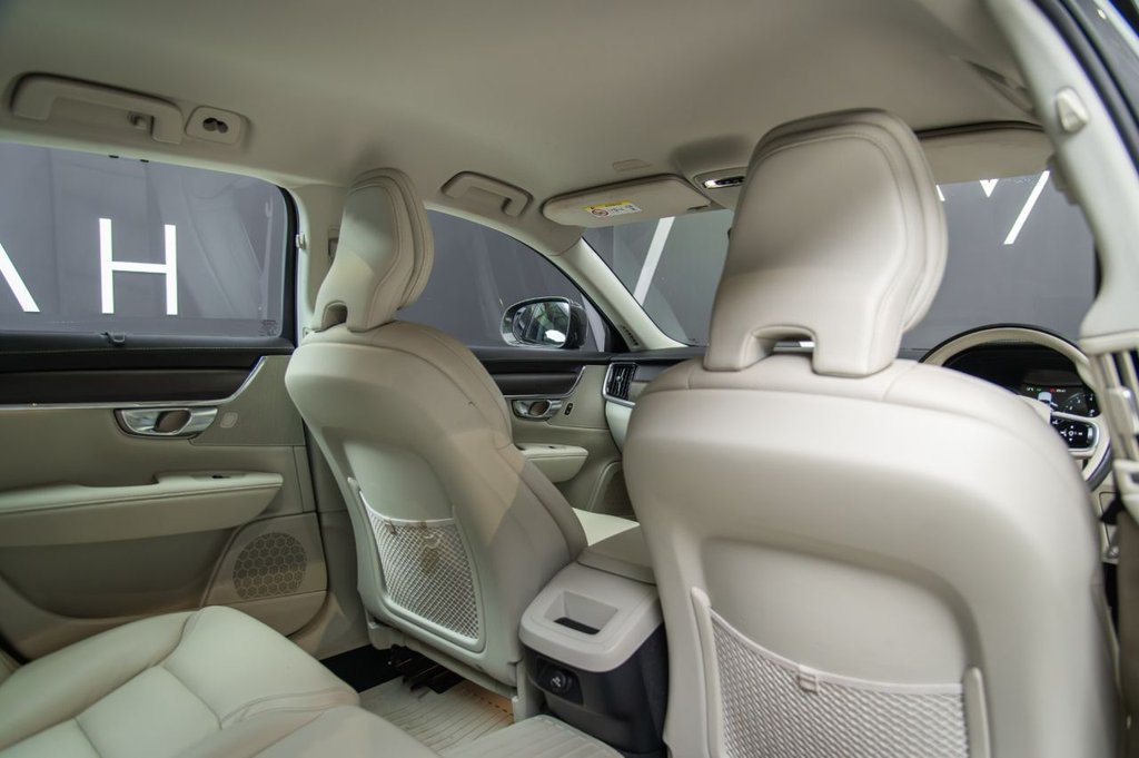 Used Volvo V90 Cross Country 2019 for sale - 76333741: Photo 17