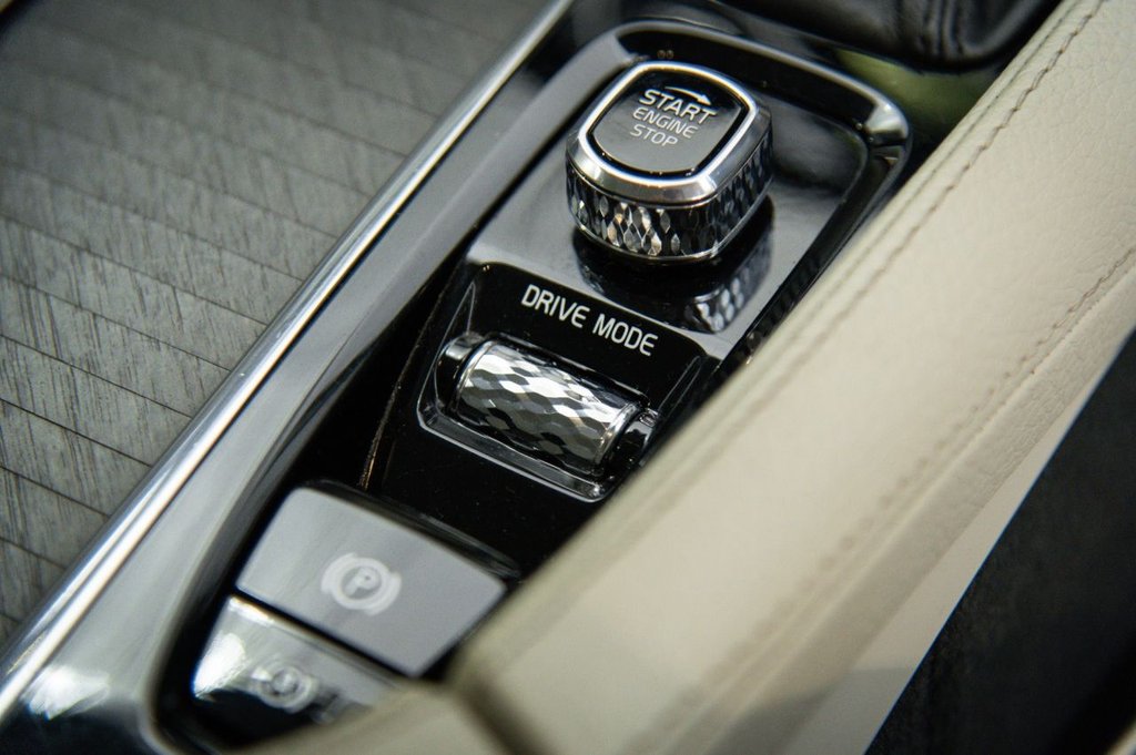 Used Volvo V90 Cross Country 2019 for sale - 76333741: Photo 31