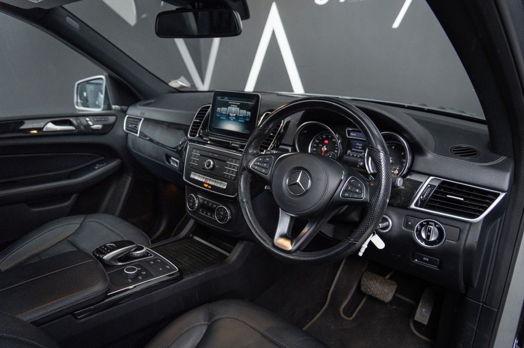 Used Mercedes-Benz GLS 2019 for sale - 76039853: Photo 2