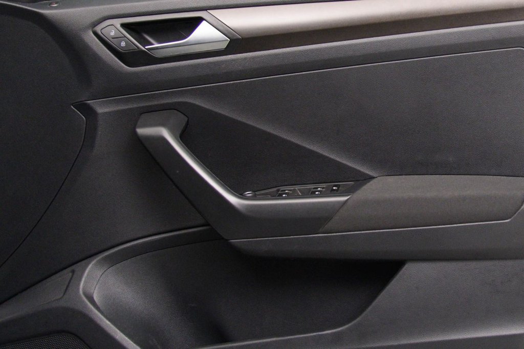 Used Volkswagen T-Roc 2019 for sale - 77020464: Photo 22