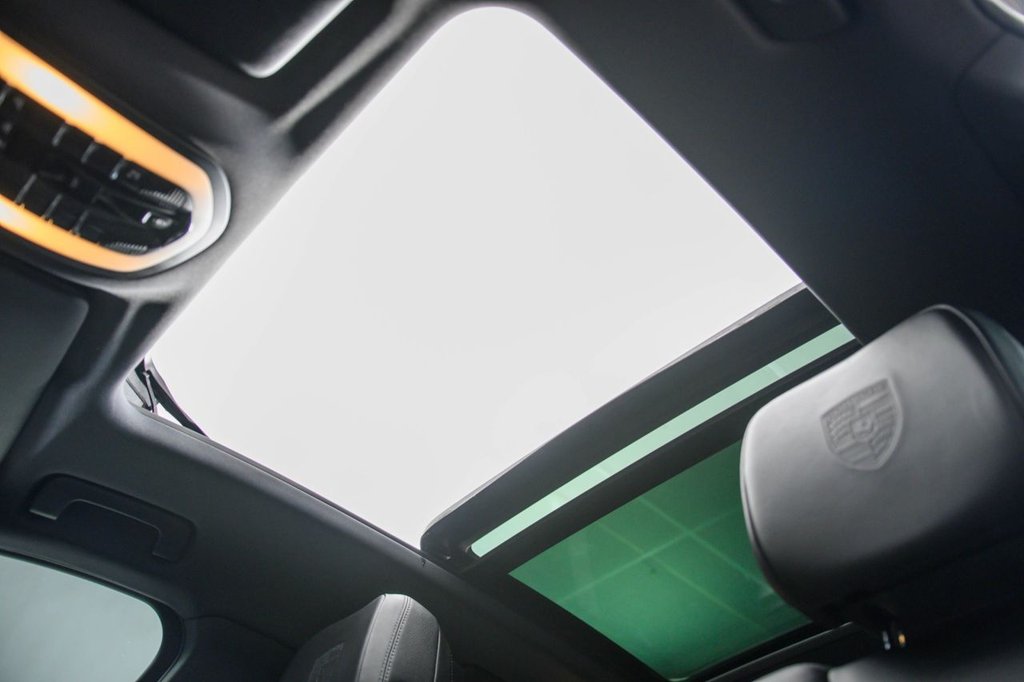 Used Porsche Macan 2021 for sale - 77547594: Photo 27