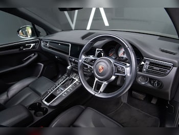 Used Porsche Macan 2019 for sale - 75631162: Photo
