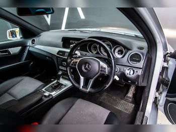 Used Mercedes-Benz C-Class 2013 for sale - 75347279: Photo
