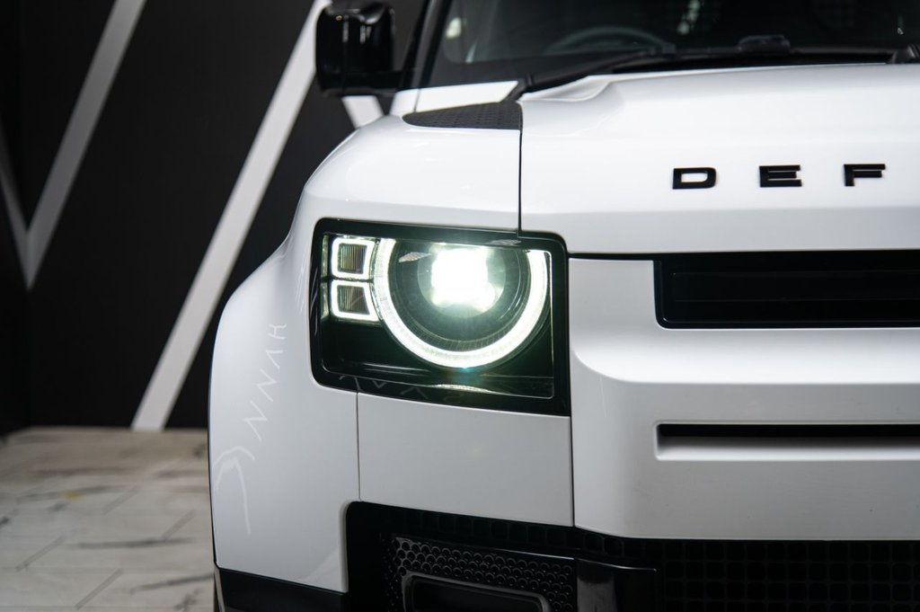 Used Land Rover Defender 2024 for sale - 76535942: Photo 14